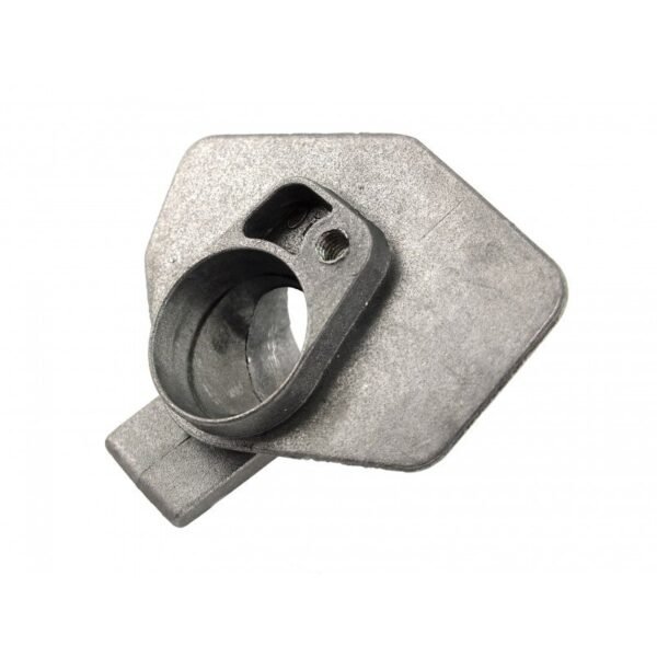 4500 5200 5800 Chinese Chainsaw Manifold & Stud